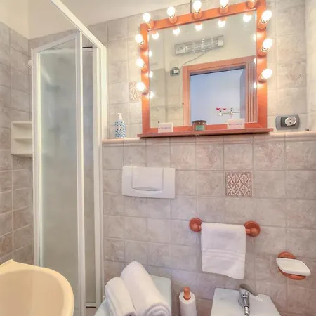 Lake Maggiore Dream Lake Front - Happy Apartamento *